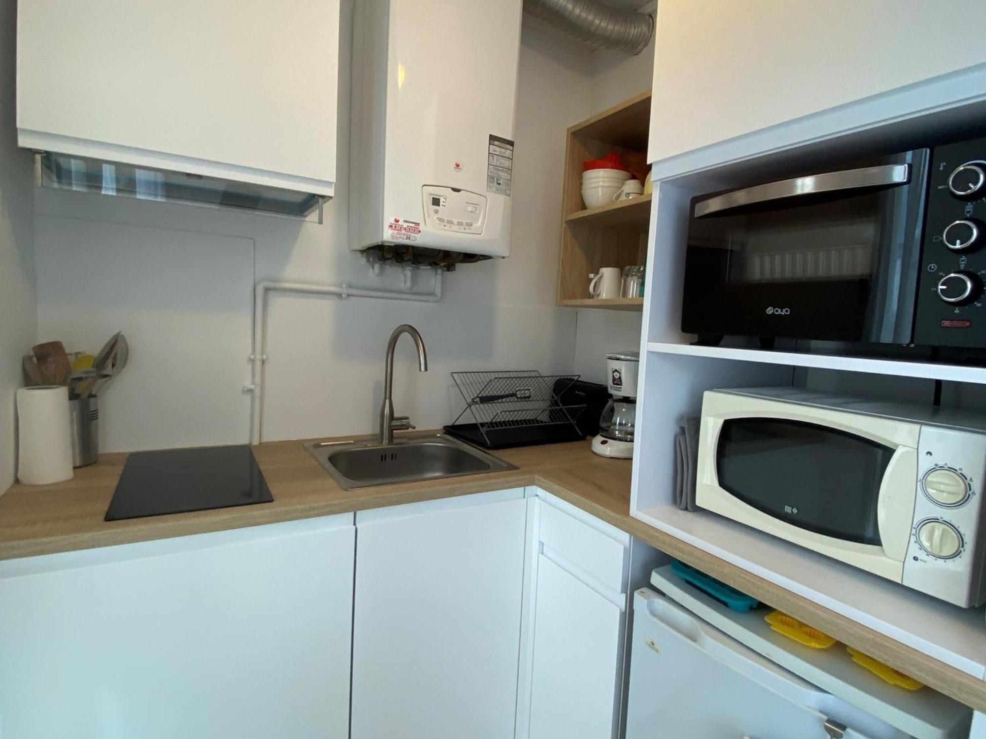 Appartement Climatise Avec Balcon, Parking Prive, Wifi - Proche Thermes Et Etang - Fr-1-503-23 บาลารุก-เล-บัง ภายนอก รูปภาพ